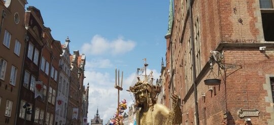 8_0_12a80731836a0fa8352f6b46f047bd46