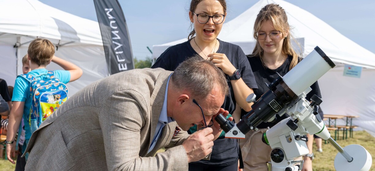 3_b7eaa30c93763fd916dc8ae8b0d490