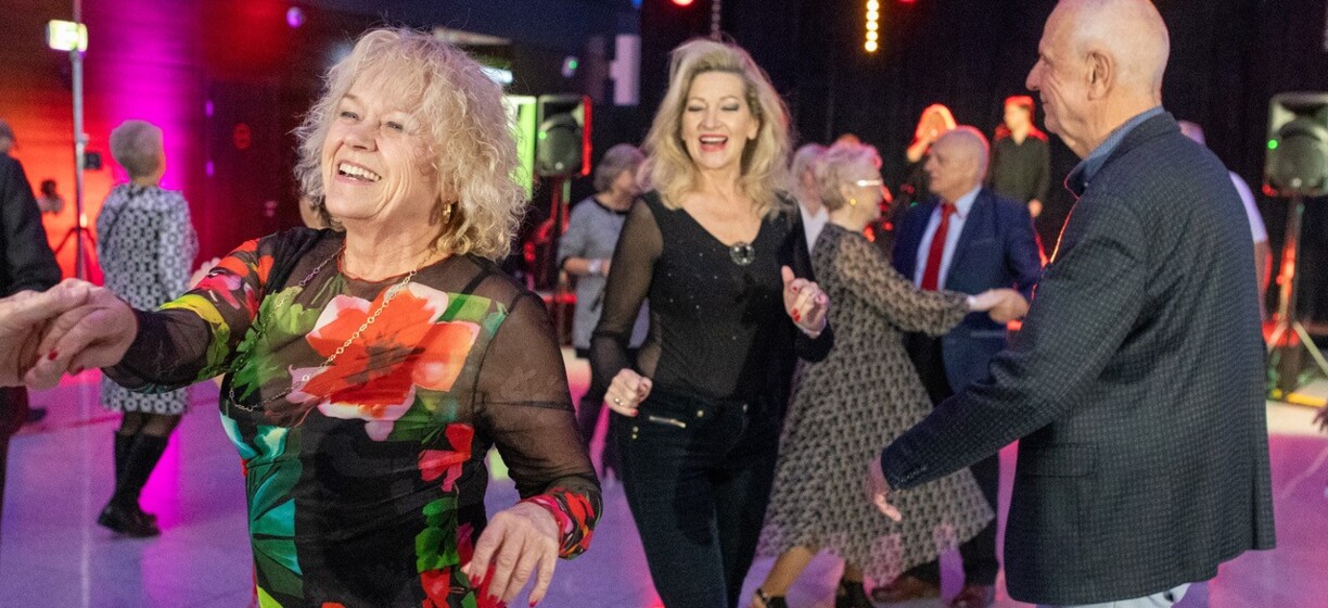 1_1d758d17c7a3d70ebc4f62c16b75fe