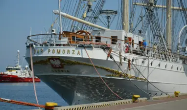 stanislaw-krawczyk-UaQ2HTIVIXw-unsplash