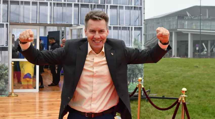 e2f56fea59504f98677f77591396ea